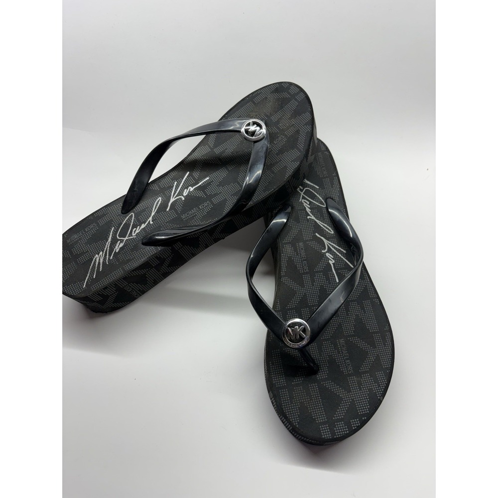 Michael Kors Bedford Platform Flip Flop Women 7 Black Jet Set Signature Low Heel - Picture 2 of 7
